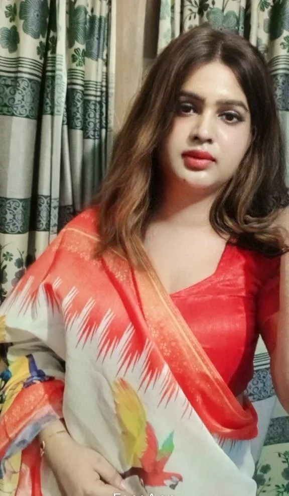 That confidence is hypnotic. ❤️